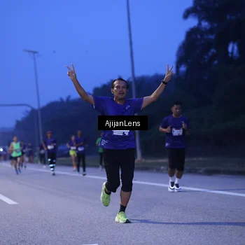 Runner Photo 7373067