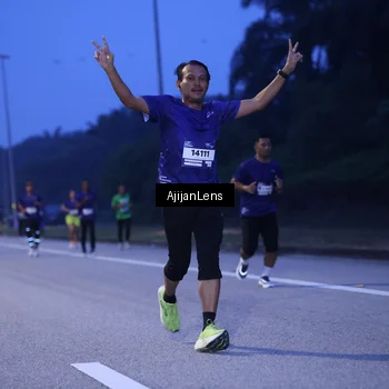 Runner Photo 7373075