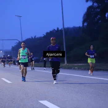 Runner Photo 7373099