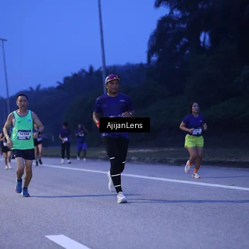 Runner Photo 7373113