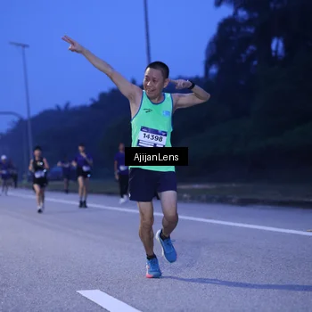 Runner Photo 7373128