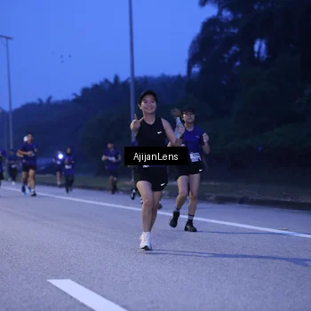 Runner Photo 7373140