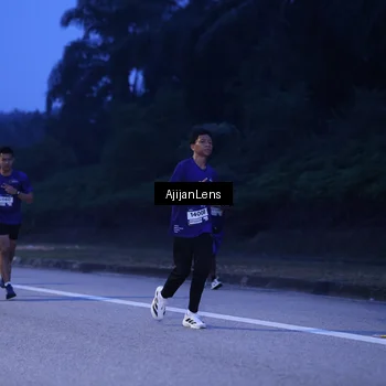 Runner Photo 7373190