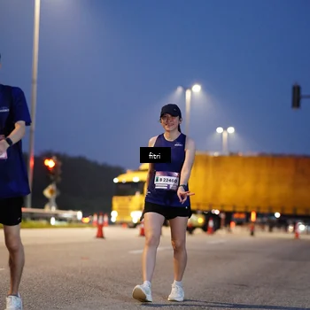Runner Photo 7373198