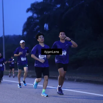 Runner Photo 7373201