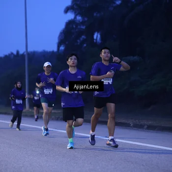 Runner Photo 7373202