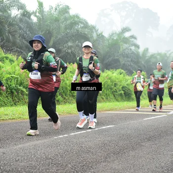 Runner Photo 7373203