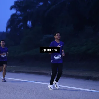 Runner Photo 7373215