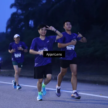 Runner Photo 7373216