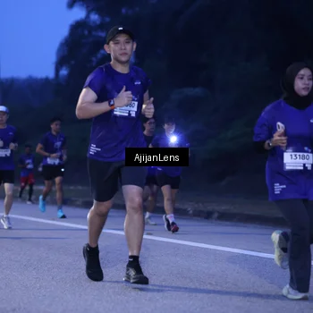 Runner Photo 7373279