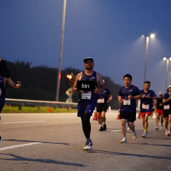 Runner Photo 7373285