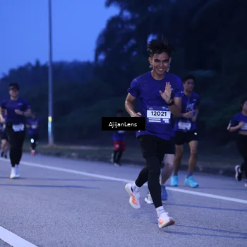 Runner Photo 7373298