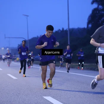 Runner Photo 7373305