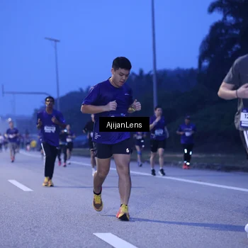 Runner Photo 7373312