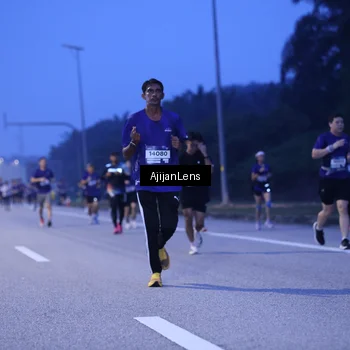 Runner Photo 7373320
