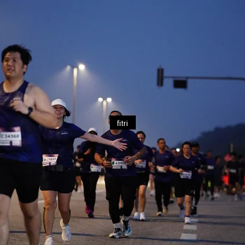 Runner Photo 7373330