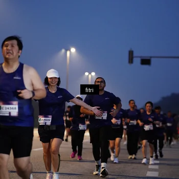 Runner Photo 7373373