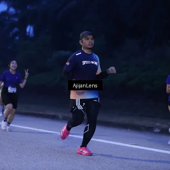 Runner Photo 7373377