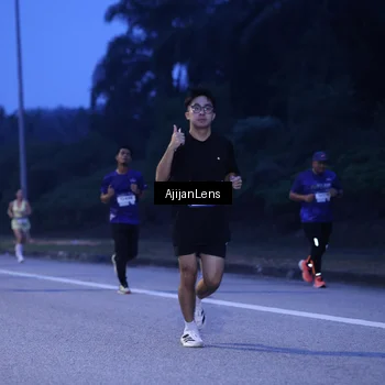 Runner Photo 7373395