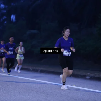 Runner Photo 7373398