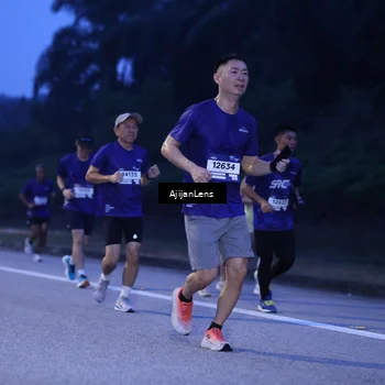 Runner Photo 7373406
