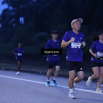 Runner Photo 7373414