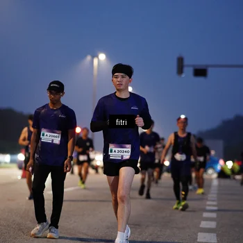 Runner Photo 7373425