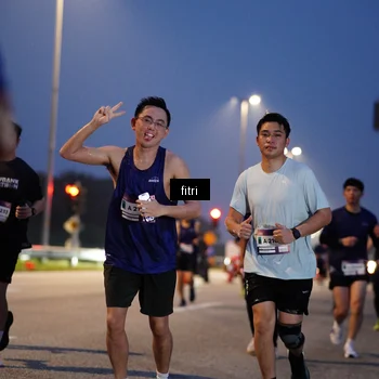 Runner Photo 7373429