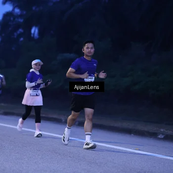 Runner Photo 7373435