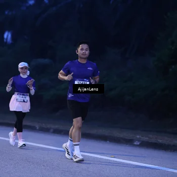 Runner Photo 7373448