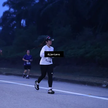 Runner Photo 7373492