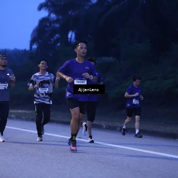 Runner Photo 7373500