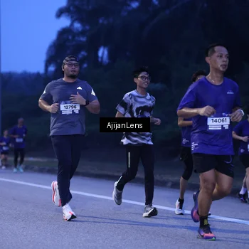 Runner Photo 7373518