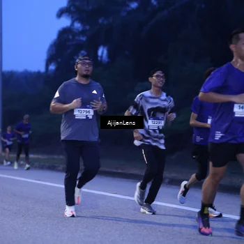 Runner Photo 7373531