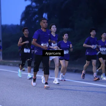 Runner Photo 7373535