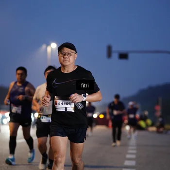 Runner Photo 7373537