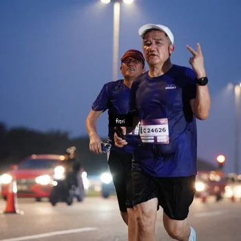 Runner Photo 7373544