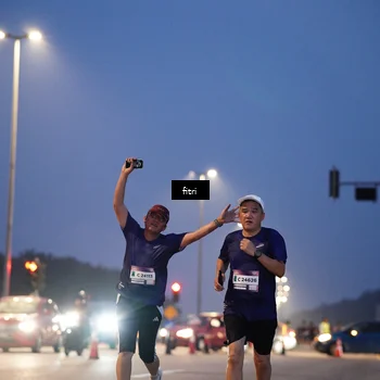 Runner Photo 7373545