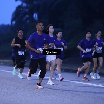 Runner Photo 7373549