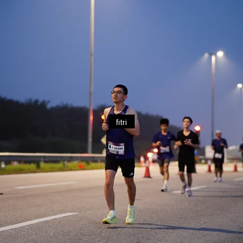 Runner Photo 7373595