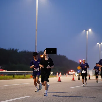 Runner Photo 7373639