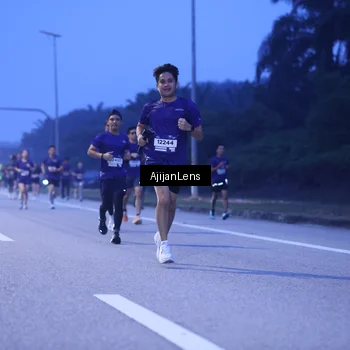 Runner Photo 7373641
