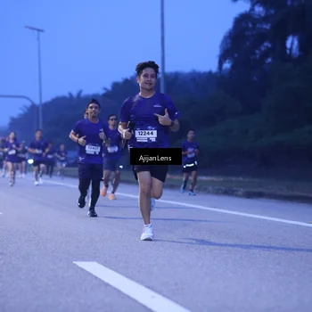 Runner Photo 7373643