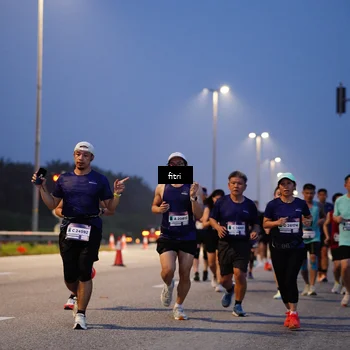 Runner Photo 7373646