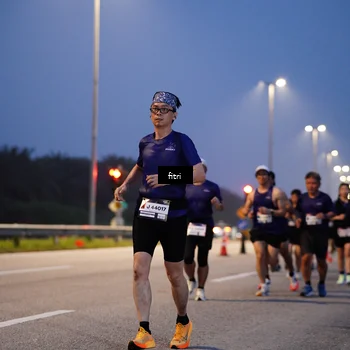 Runner Photo 7373647