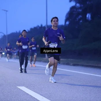 Runner Photo 7373648