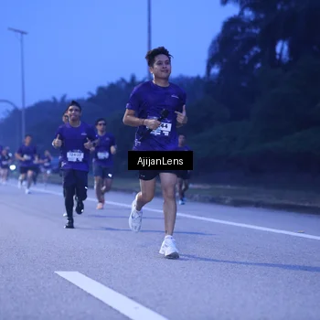 Runner Photo 7373653