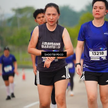 Runner Photo 7373663