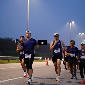 Runner Photo 7373665