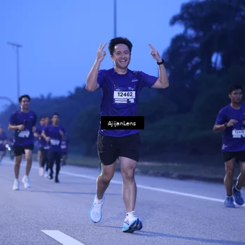 Runner Photo 7373673